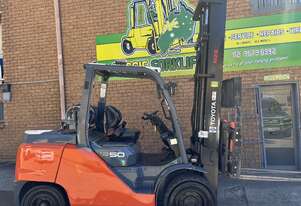 Toyota   5 Ton Forklift 2020