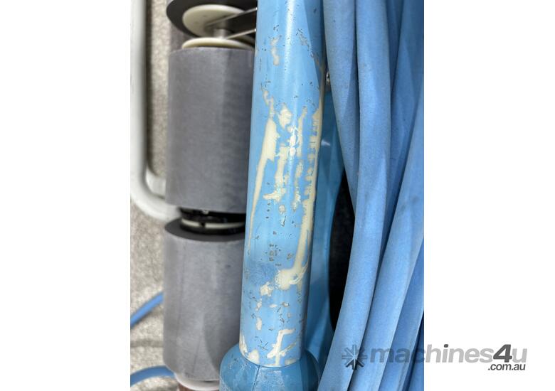 caption Robotek Robo Pro30 Pool Cleaner (Ex-Council)