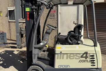 Freezer Proof Cold Storage Crown Electric Container Mast Forklift