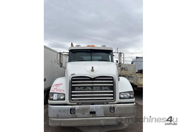 2017 Mack Metro Liner Concrete Agitator