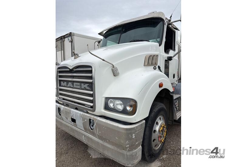 2017 Mack Metro Liner Concrete Agitator