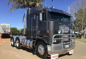 Kenworth   k100E prime mover Kenworth   k100E prime mover