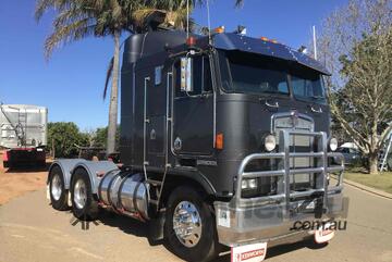 Kenworth   k100E prime mover Kenworth   k100E prime mover