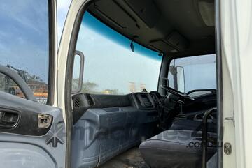 2007 Hino GH1J Tilt Tray/Crane Truck