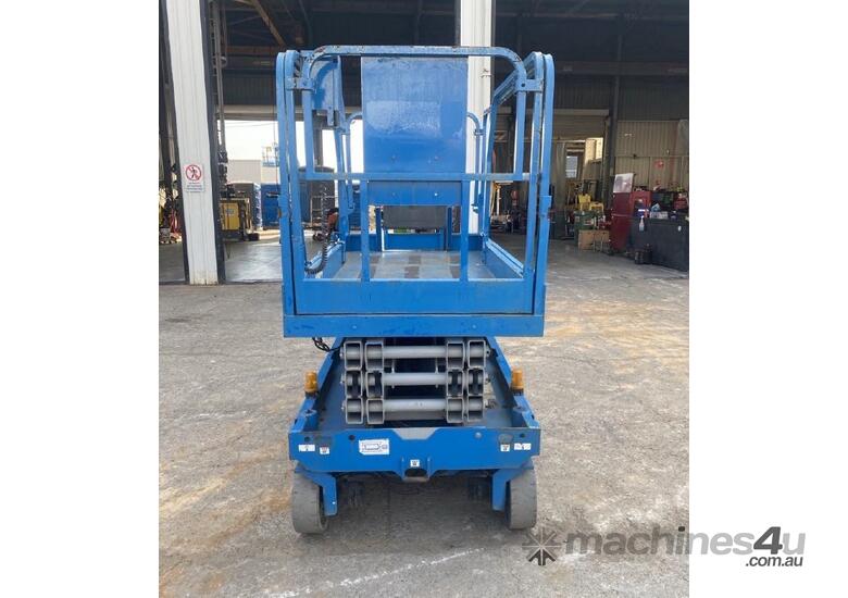Genie 26 Foot Electric Scissor Lift