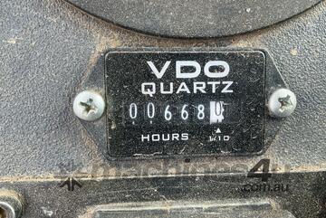 Case 1107 EX-D Articulated Smooth Drum Roller