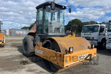 Case 1107 EX-D Articulated Smooth Drum Roller