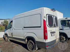 LDV Delivery 9 - picture1' - Click to enlarge