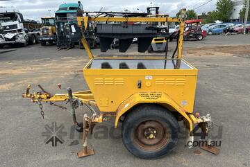 2006 Sykes TLT Single Axle Traffic Light Trailer Combination