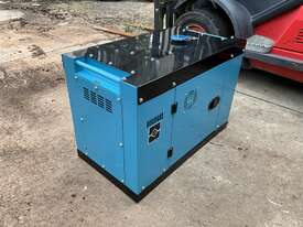 Unused Yamota 7 KVA 3 & Single Phase Diesel Generator - picture2' - Click to enlarge