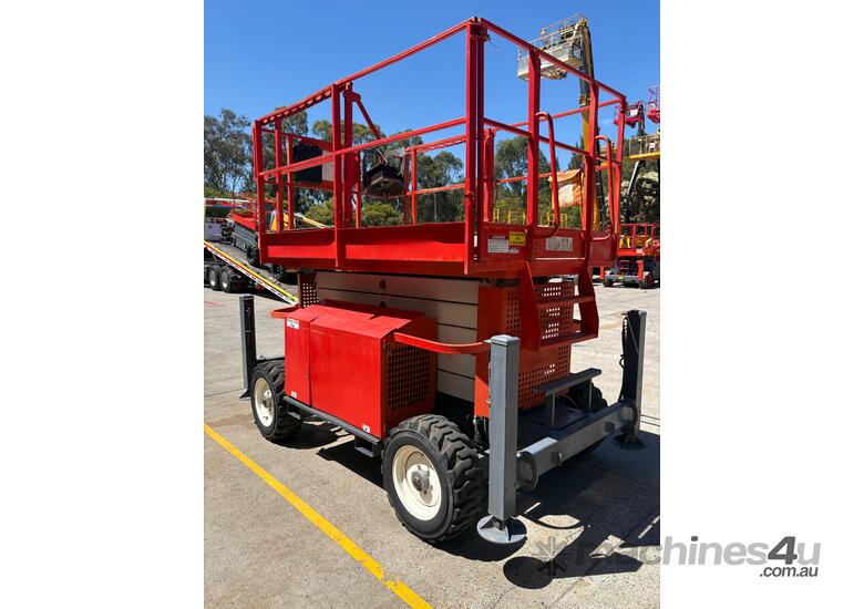 2015 Snorkel S3370RT Rough Terrain Scissor Lift
