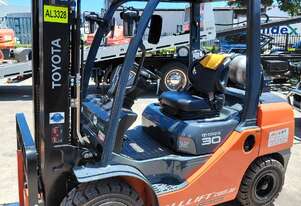 Used Toyota Forklift 32-8FG30 (2025) Near New Condition!