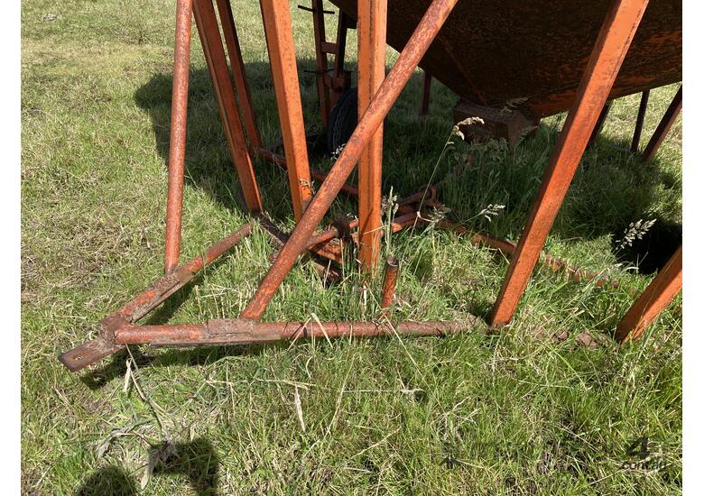 Grain Field Bin with Auger