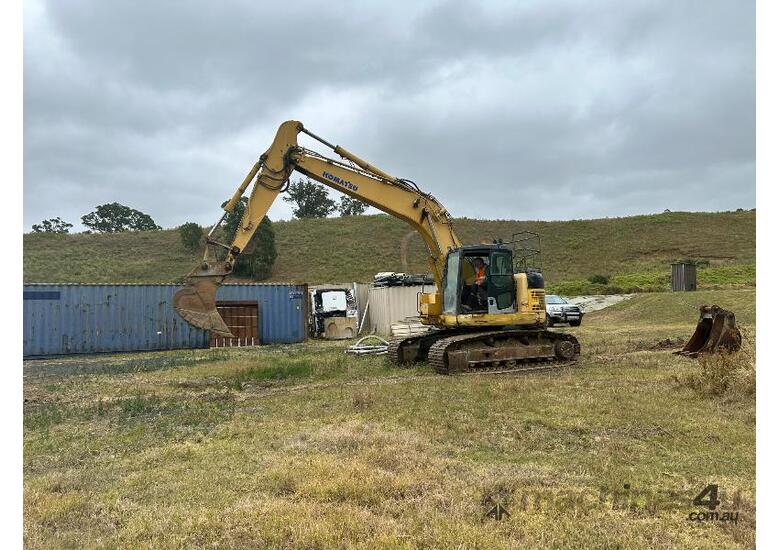 KOMATSU PC228US-3E0 EXCAVATOR (NEW ENGINE).