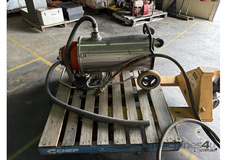 2019 Husqvarna 230V 70L Slurry Vacuum Extractor