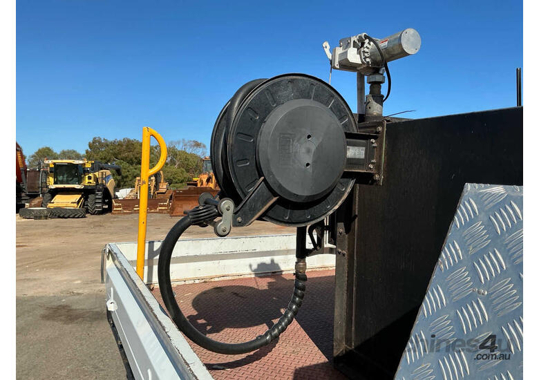 2010 Mitsubishi Canter Service Body