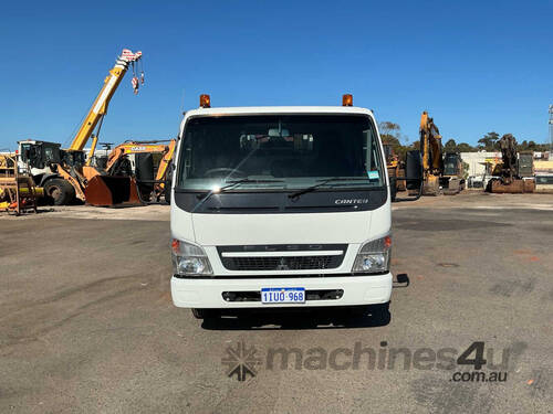 2010 Mitsubishi Canter Service Body