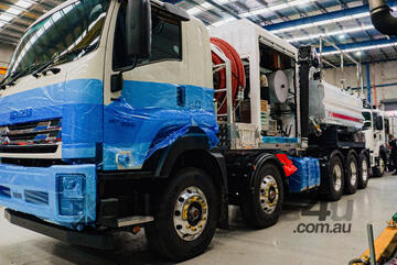 Isuzu FYX 350-350 Vacuum Tanker Truck