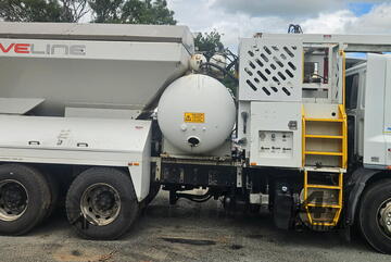 2014 DAF CF7585 Paveline Truck, E.M.U.S TS934