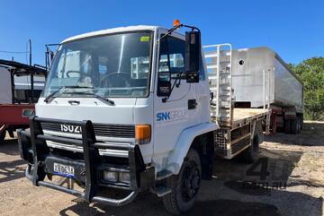 Isuzu 1994   FSS500