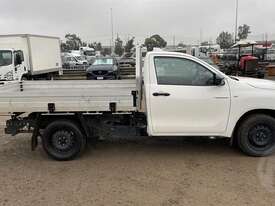 Toyota Hilux - picture0' - Click to enlarge