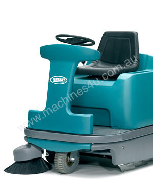 TENNANT S12 Compact Rider Sweeper USED