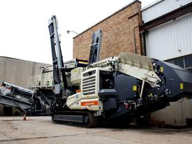 Metso LT220D (GP) - Cone Crusher - picture0' - Click to enlarge