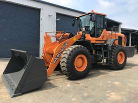 2019 17 TON WHEEL LOADER YX657 - picture2' - Click to enlarge