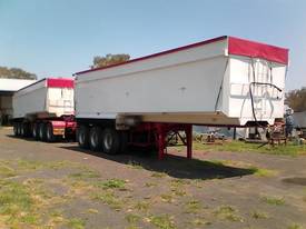 Chassis Tipper Combination (Grain or Gravel) - picture0' - Click to enlarge