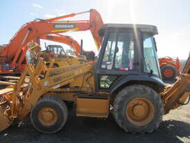 4WD Case 580 Backhoe - picture1' - Click to enlarge