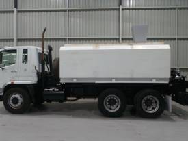 2005 Mitsubishi Fuso FN600 12000 Litre Water Truck - picture0' - Click to enlarge