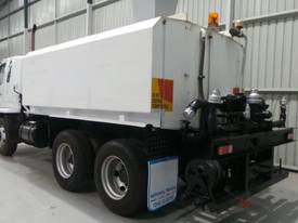 2005 Mitsubishi Fuso FN600 12000 Litre Water Truck - picture1' - Click to enlarge