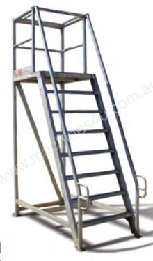 PLATFORM LADDERS - Hire