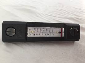 Thermometer UCFLT221 127MM Level Temperature #G - picture1' - Click to enlarge