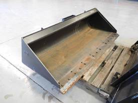1850mm GP bucket 0.44 Cube for Skid Steer ATT4IN1 - picture0' - Click to enlarge