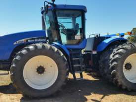 New Holland TJ325 4WD - picture0' - Click to enlarge