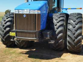 New Holland TJ325 4WD - picture0' - Click to enlarge