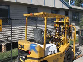 TCM 2 ton/tonne Diesel, Used Forklift - picture0' - Click to enlarge