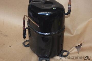 REFRIGERANT Air Conditioning Compressor REFRIGERANT Air Conditioning Compressor