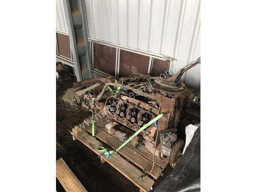 Cat V636/3208 engine+ roadranger gearbox complete