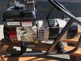 BRIGGS & STRATTON Continuous Power - picture2' - Click to enlarge