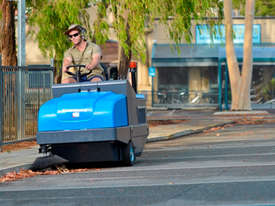 RIDE-ON SWEEPER - picture0' - Click to enlarge