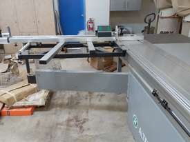 Altendorf - CLOSING DOWN CLEARANCE - picture2' - Click to enlarge