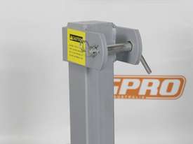Tow Hitch Standard Fitting - picture1' - Click to enlarge