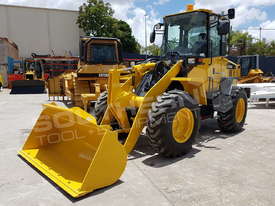 KOMATSU WA100-6 Wheel loader Attachments Package Deal MACHWL - picture1' - Click to enlarge