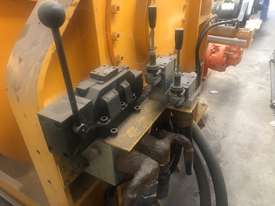 40 Ton Hydraulic Winch - picture2' - Click to enlarge