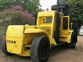 Hyster H520B  Two Stage Mast - picture1' - Click to enlarge