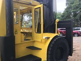 Hyster H520B  Two Stage Mast - picture2' - Click to enlarge