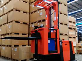 BT FORKLIFTS OME100M - picture0' - Click to enlarge