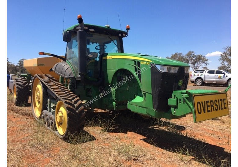 caption John Deere FWA/4WD Tractor